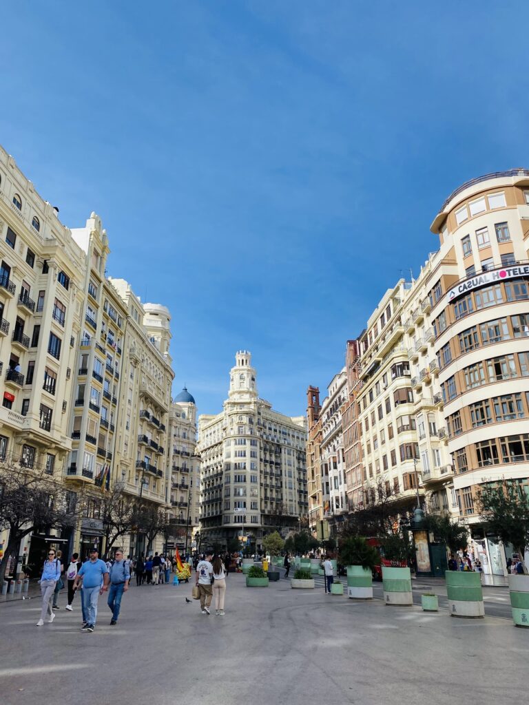 walking in Valencia Spain is the best way to get by
